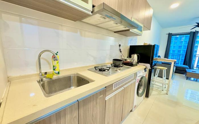 D'Comfy Suite 3Br by CK Group 【Tampoi】@Netflix