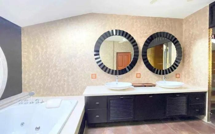 lux 6br pool villa 5min-walkingstreet
5min-walking