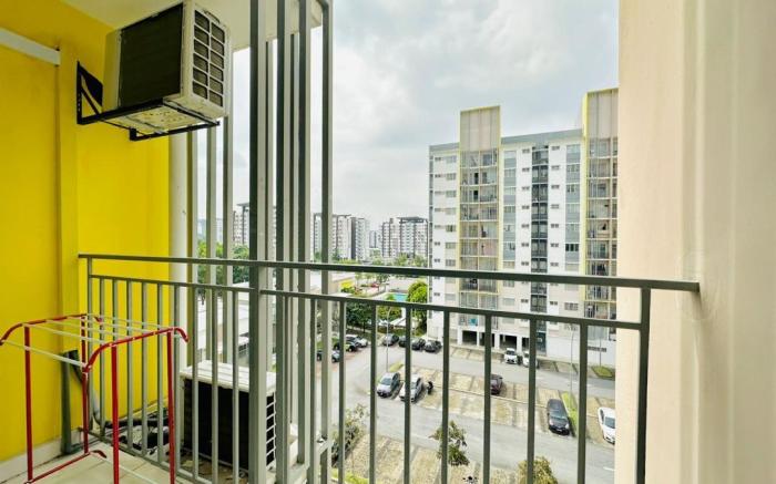 SETIA CITY FAMILY HOMESTAY 