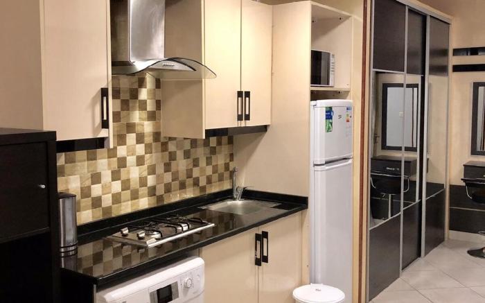Modern studio in central location #5