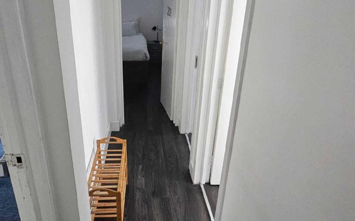 Queens Place - 3 Bedroom Apartment