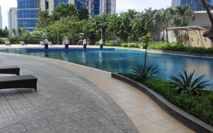 Pakuwon Mall Apartemen Orchard Netflix View Pool