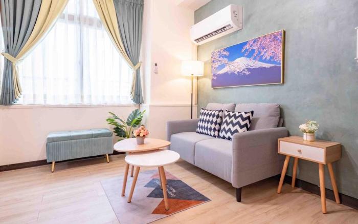 RO 2BR Apt w/ lift near Ximen MRT 
