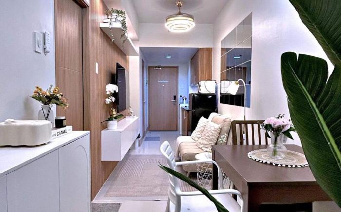 “The 3rd” Staycation near MOA, Airport, free WIFI