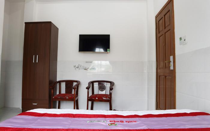 Anh Quan Hotel