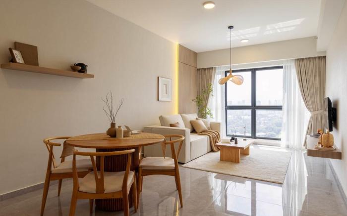 Cozy Japandi Ambiance: Welcoming Urban Escape