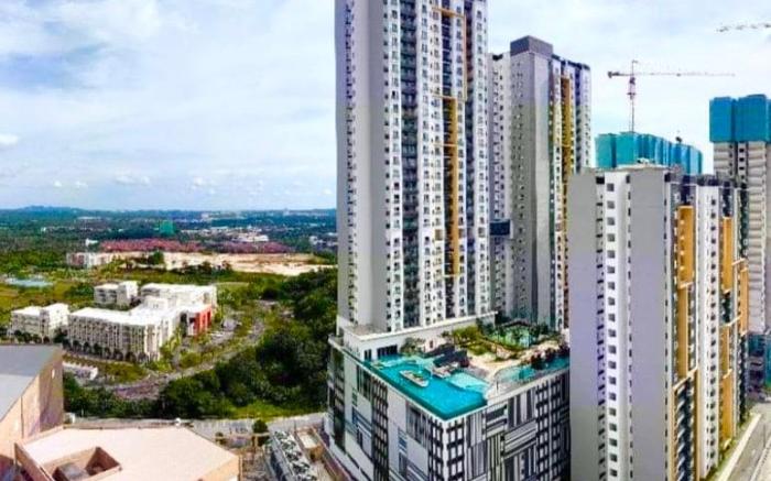 Mesahill Studio with Massage Chair by DKAY