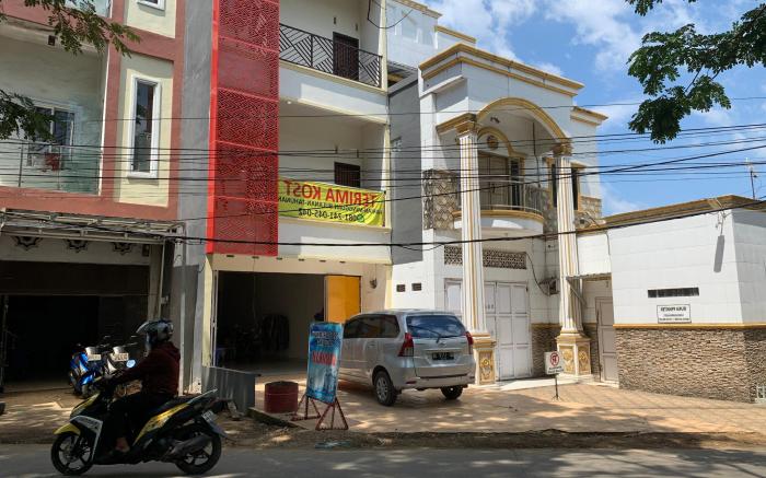 OYO 94168 Pondok Akhmal 2 Near Kantor Desa Pattinoang