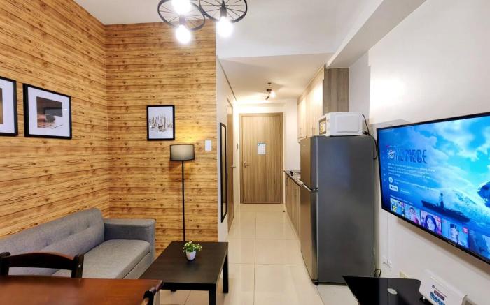 Condotel 1BR Unit w/ Balcony FAME Residences #FM05