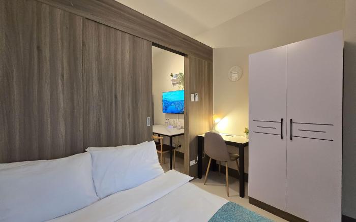 Condotel 1BR Unit w/ Balcony FAME Residences #FM46