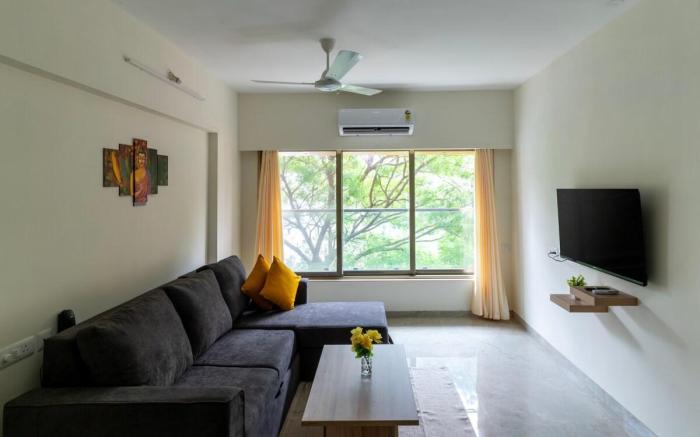Modern, Elegant, Serene 2bhk Apt nr BKC & Airport