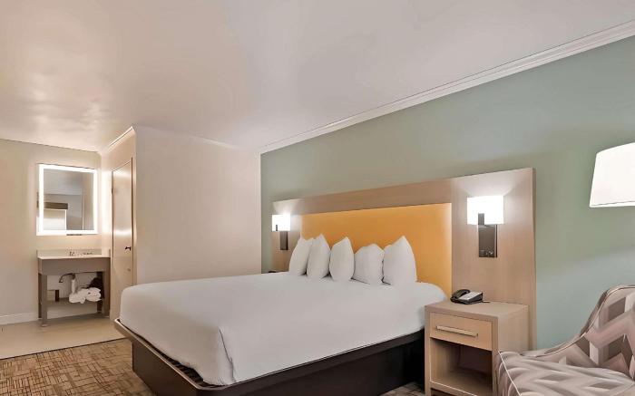 Comfort Inn Hayward / Union City