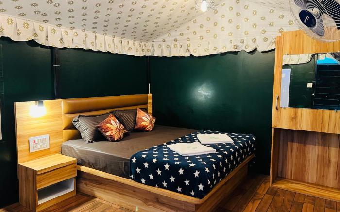 sabas tent camping