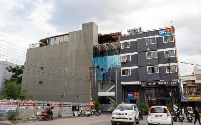 Hotel Kiwi Inn Vijaynagar Scheme 78