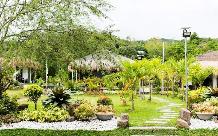 Entire farm place w/ dipping pool & sulfur spring