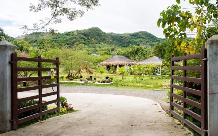 Entire farm place w/ dipping pool & sulfur spring