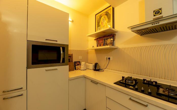 Pine Wood 2bhk Apartment close to Naini Lake 
