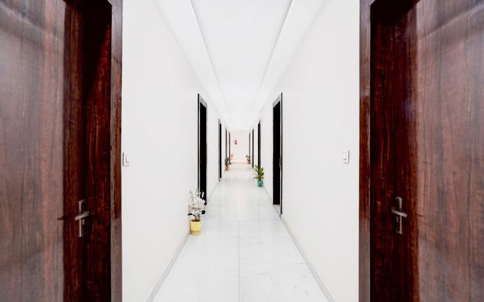Super Townhouse Narholi Bridge Mathura
