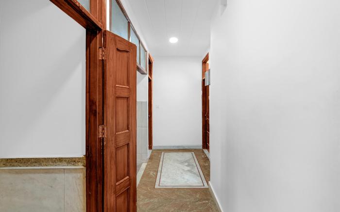 Hotel O Iskcon Temple Rohini Formerly Golden Key