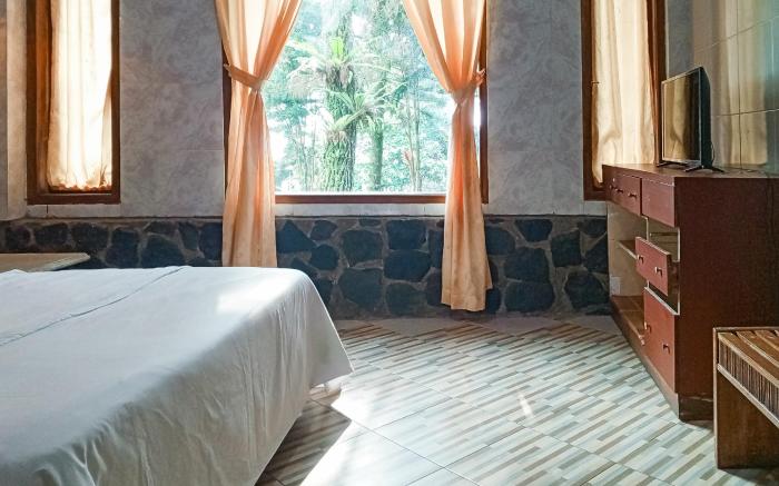 Urbanview Resort Syariah Batu Hijau Cilember Puncak