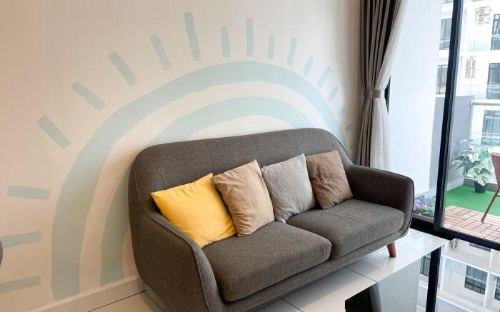 5 Min walk Paradigm Mall/Sutera