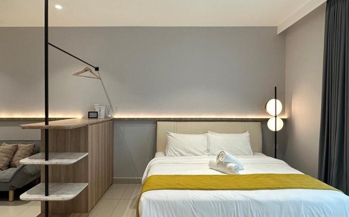 Couple  Suites | Walk to shops and restaurants