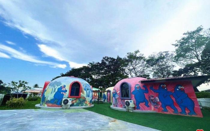 Mamee Domes (Triple Room)