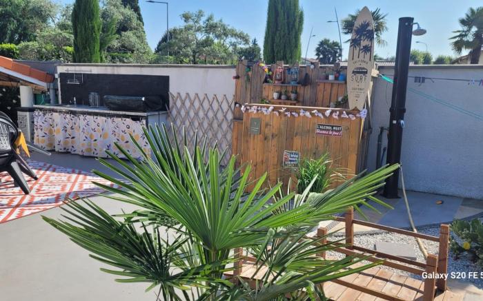 Escapade Royale à PAU - VILLA Privée 6 Pers. + Bébé, Spa, Braséro & Piscine