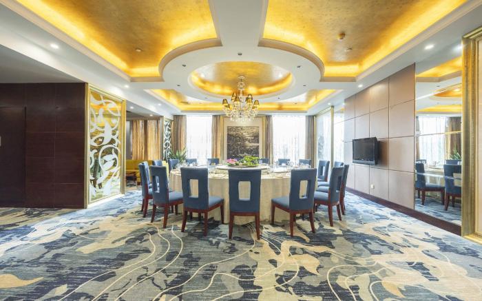 Yiyang HuaTian Hotel