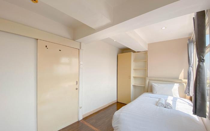 Spacious 1BR at Jarrdin Cihampelas Apt By Travelio