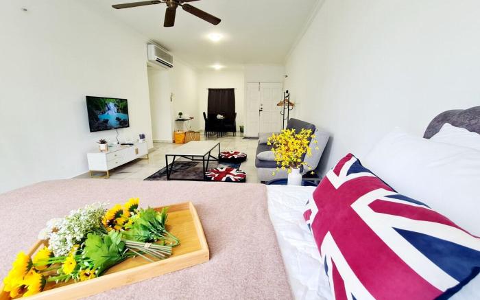 9 Guest 3 Room @ Sri Petaling Bkt Jalil Pavilion