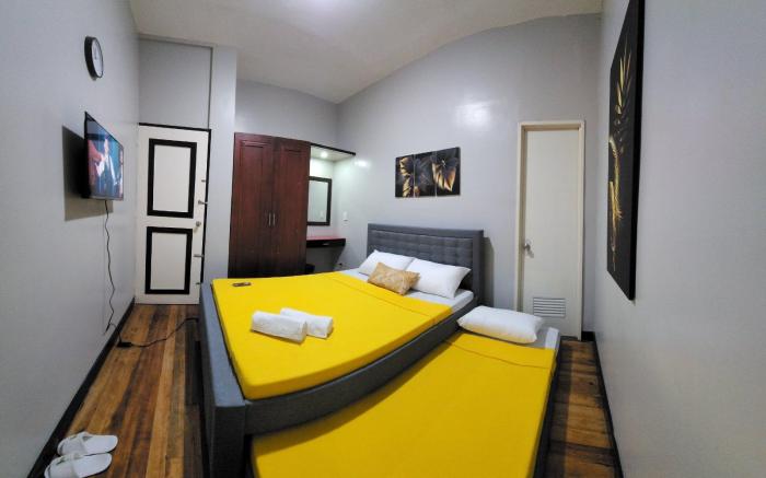 Trancoville 1 BR Guest Suite w/ Parking