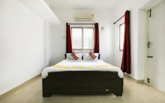 Cheerful 3 bedroom family home in serene space!