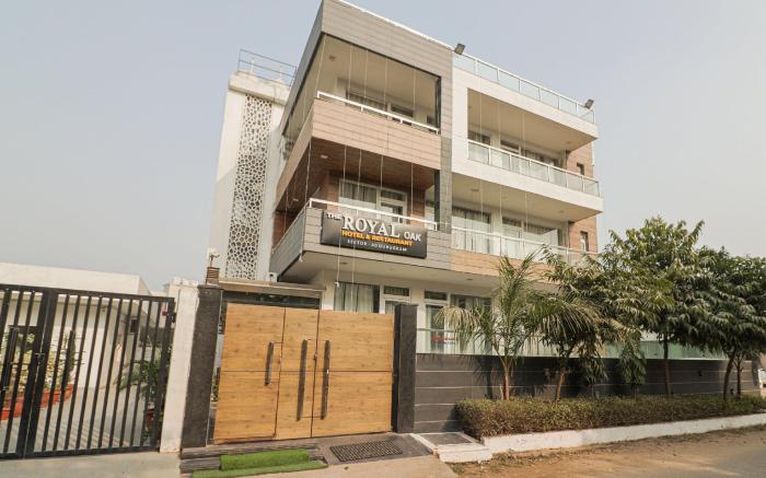 TOWNHOUSE ROYAL OAK