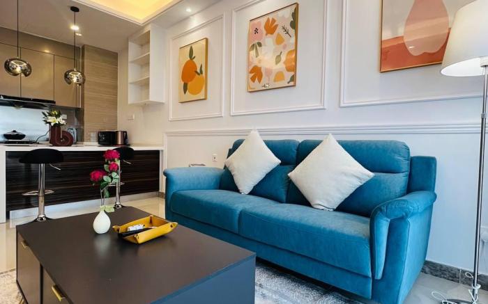 Delicate Seaview 1BRunit atR&F Seine Region byANJU