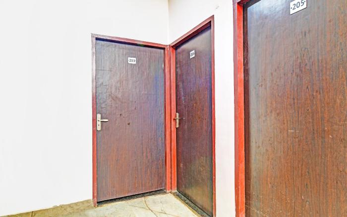 Hotel O Paradise Inn