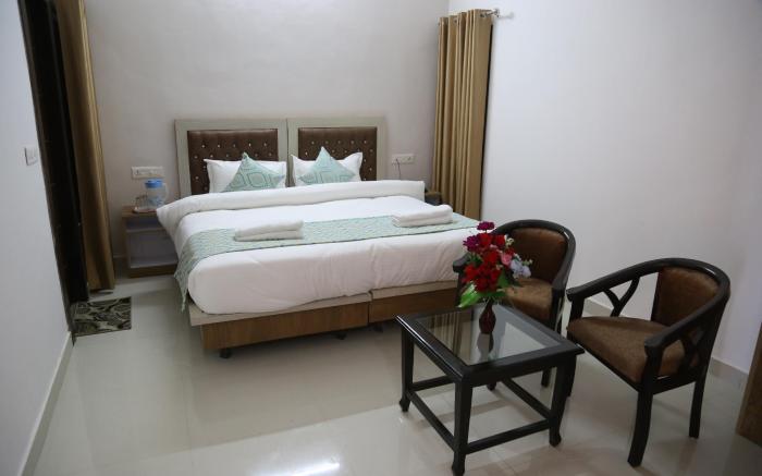 Hotel Yog Tapovan