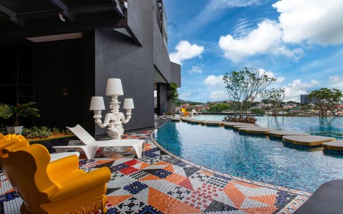 Arte Cheras 6 pax Duplex Free Netflix & Parking