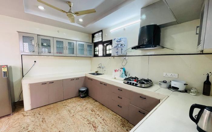 Luxury Modern Spacious 2Bhk Flat near Amb Mall