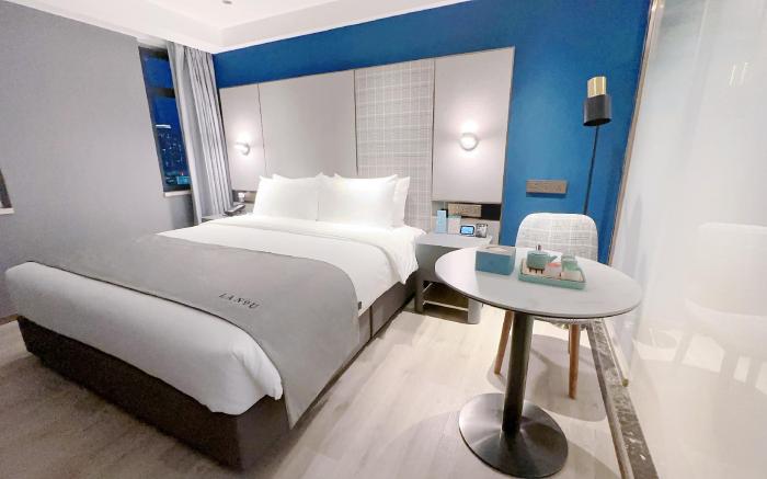 LANOU Hotel Shenzhen Luohu Ruipeng Building