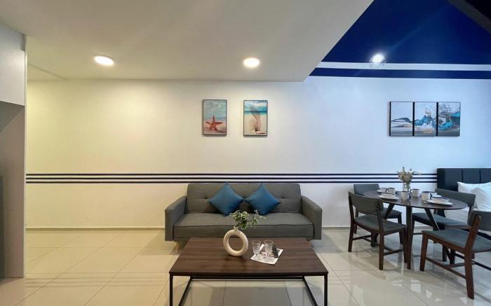 EkoCheras Grand Suite: Elegant Interiors by Moka