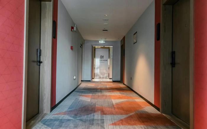 Borrman Hotel Xiantao Hanjiang Road Bridge