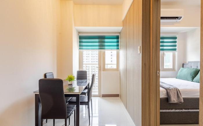 The Prestige Bayview with Balcony