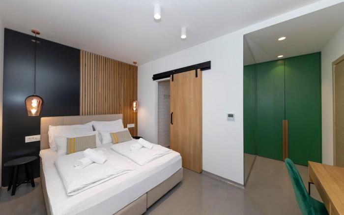 White Rooms 1 by Belmont Realty