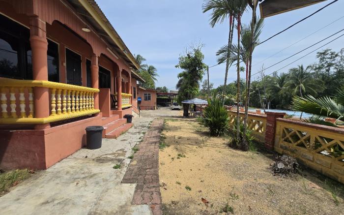 OYO 91042 Kamal Guest House Marang