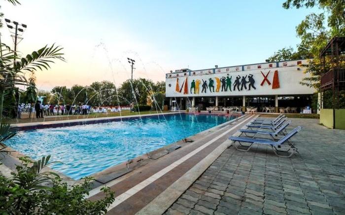 Arristo Resorts & Club