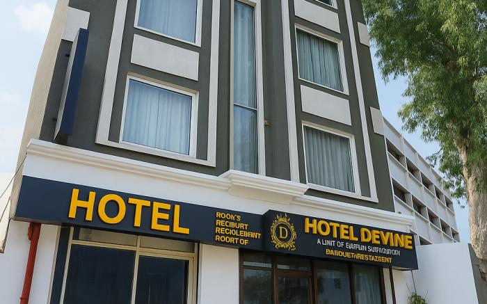 Hotel Devine