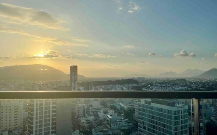 2210 Apt Full Option- Enjoy The Sunset View-Marina