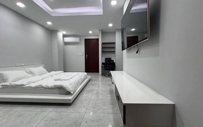 Private Floor Condo in the Heart of Phnom Penh!
