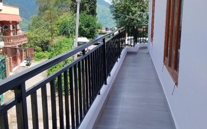 The breeze homestay